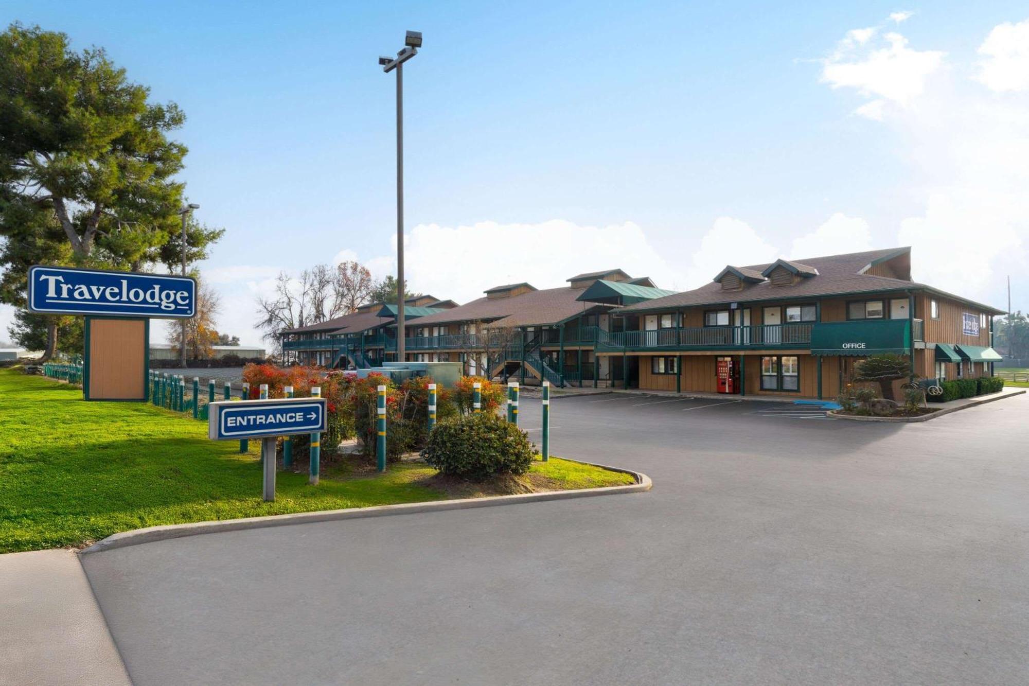 Travelodge By Wyndham Lemoore Near Naval Air Station Exterior foto