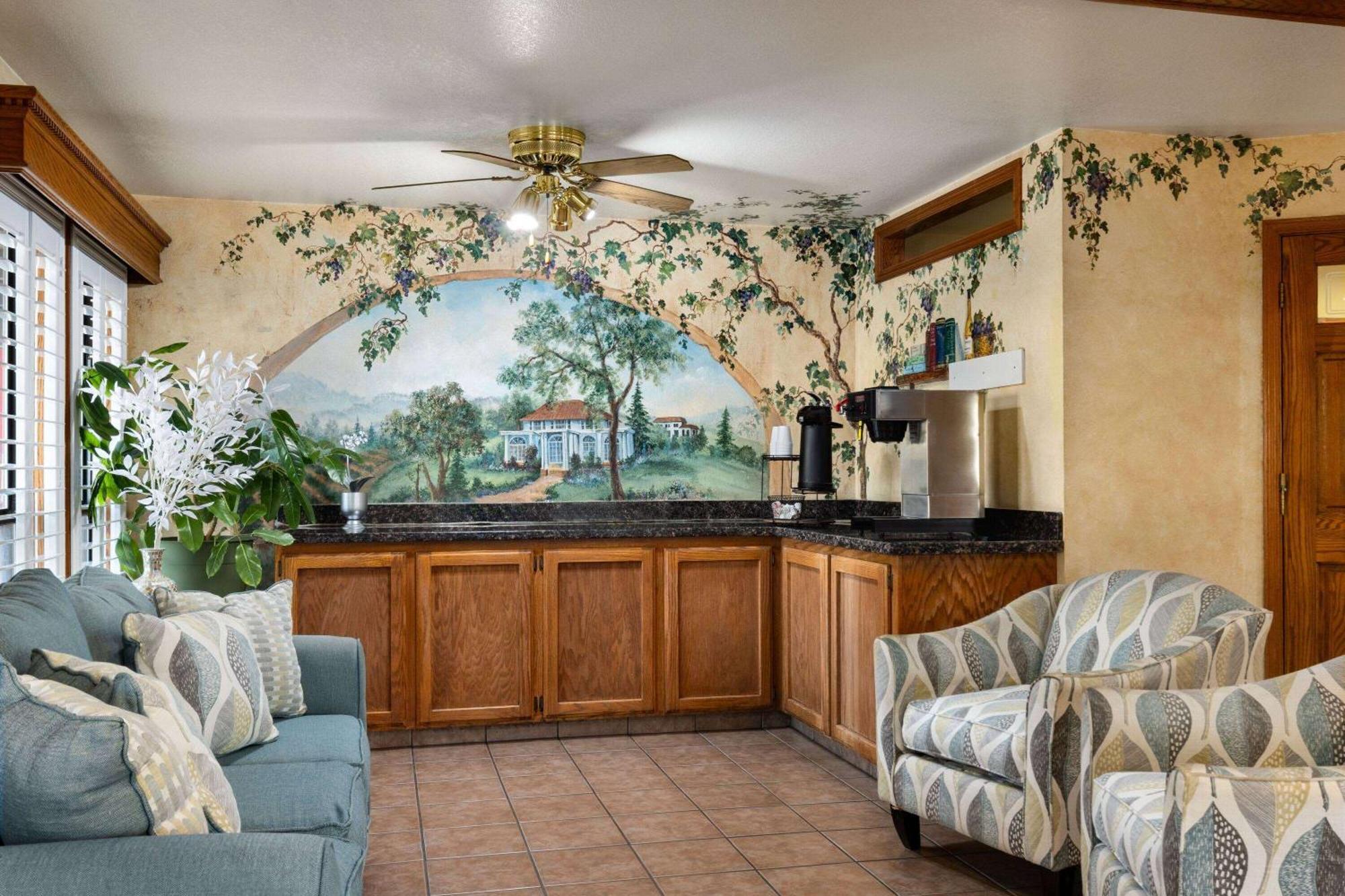Travelodge By Wyndham Lemoore Near Naval Air Station Exterior foto